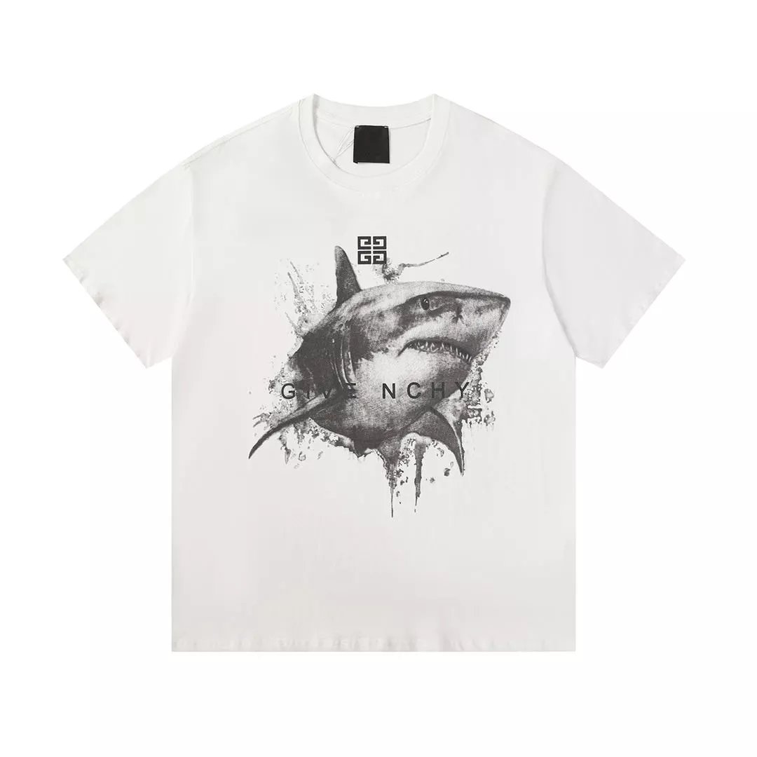 15白色