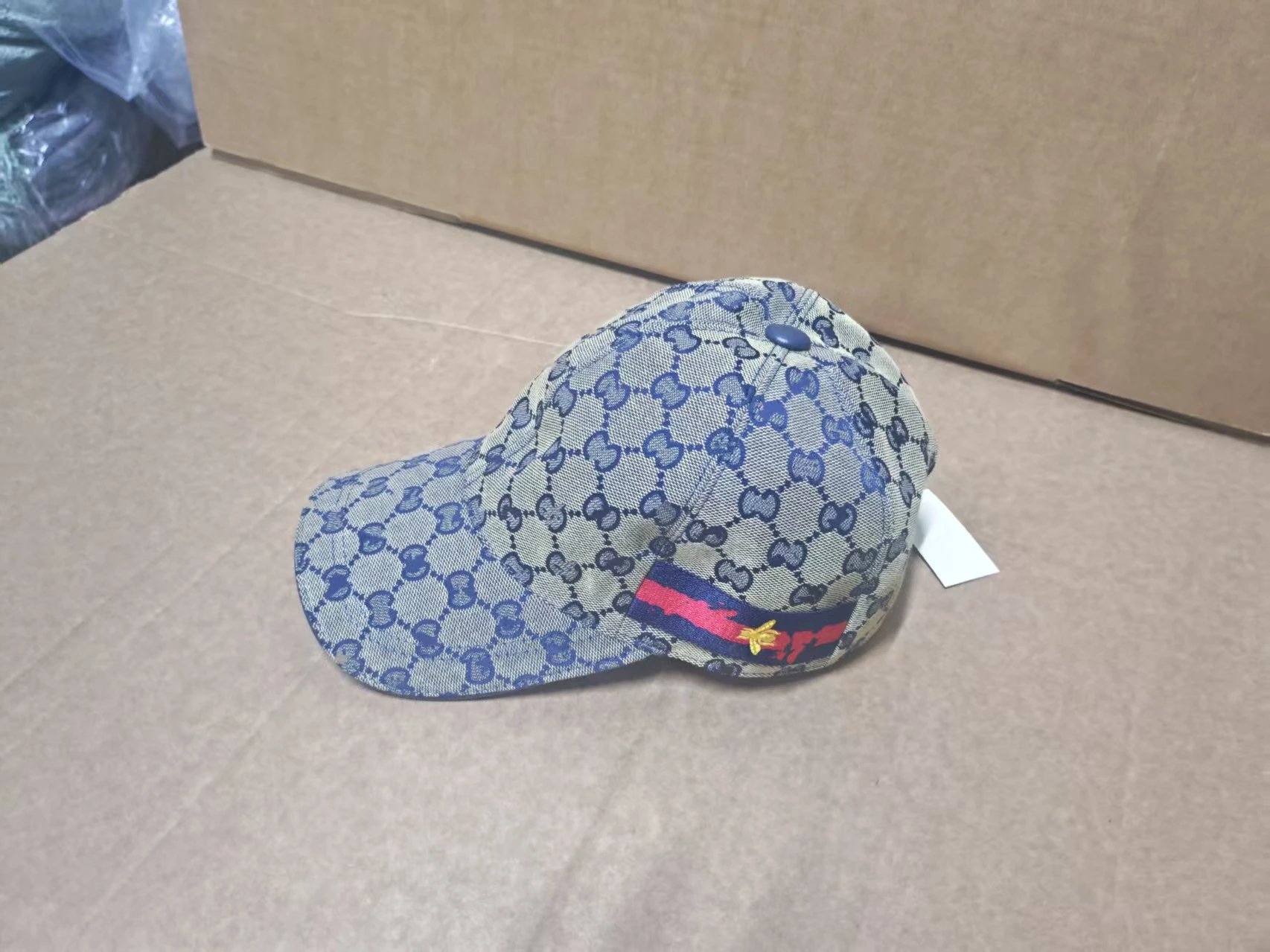 蓝色