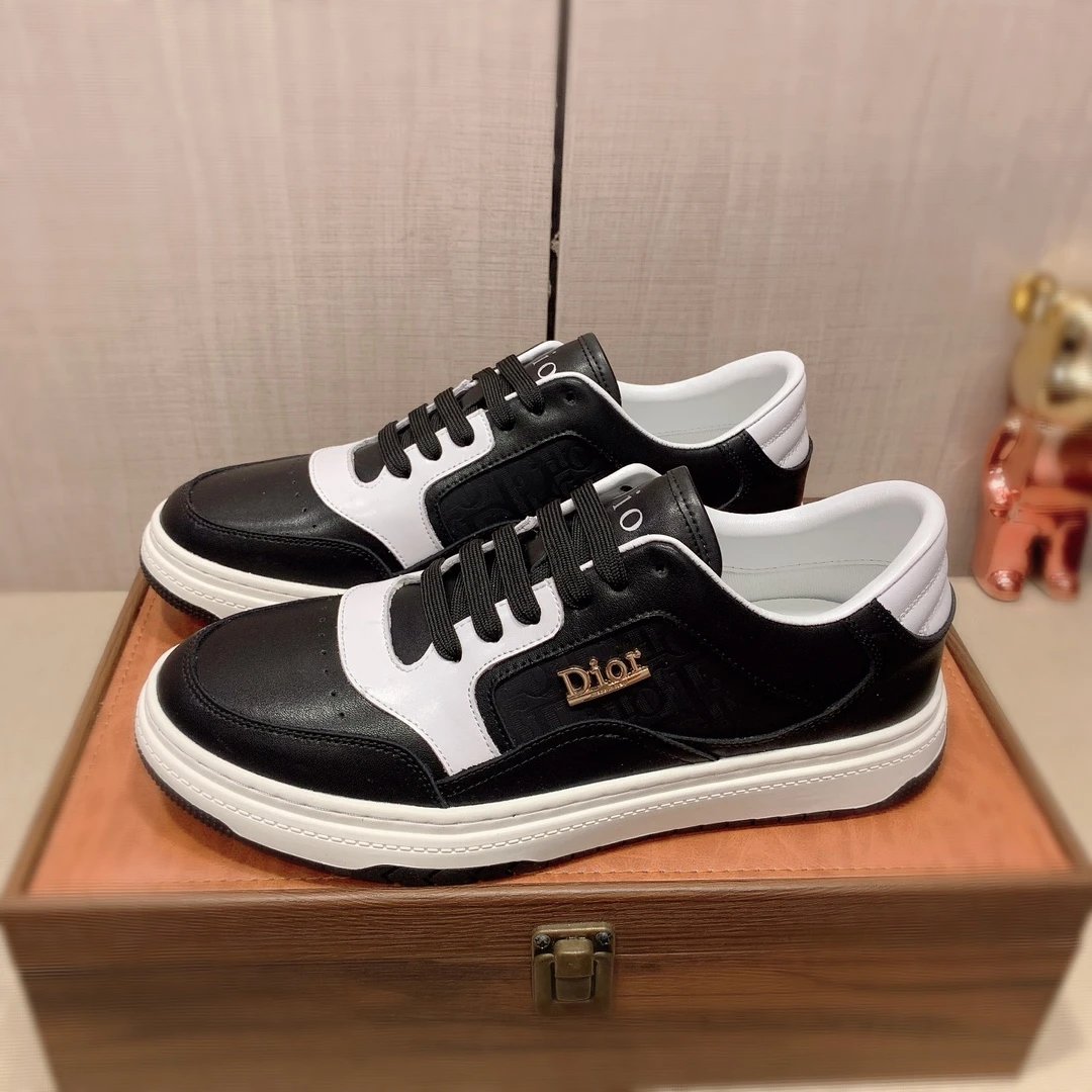 27黑白