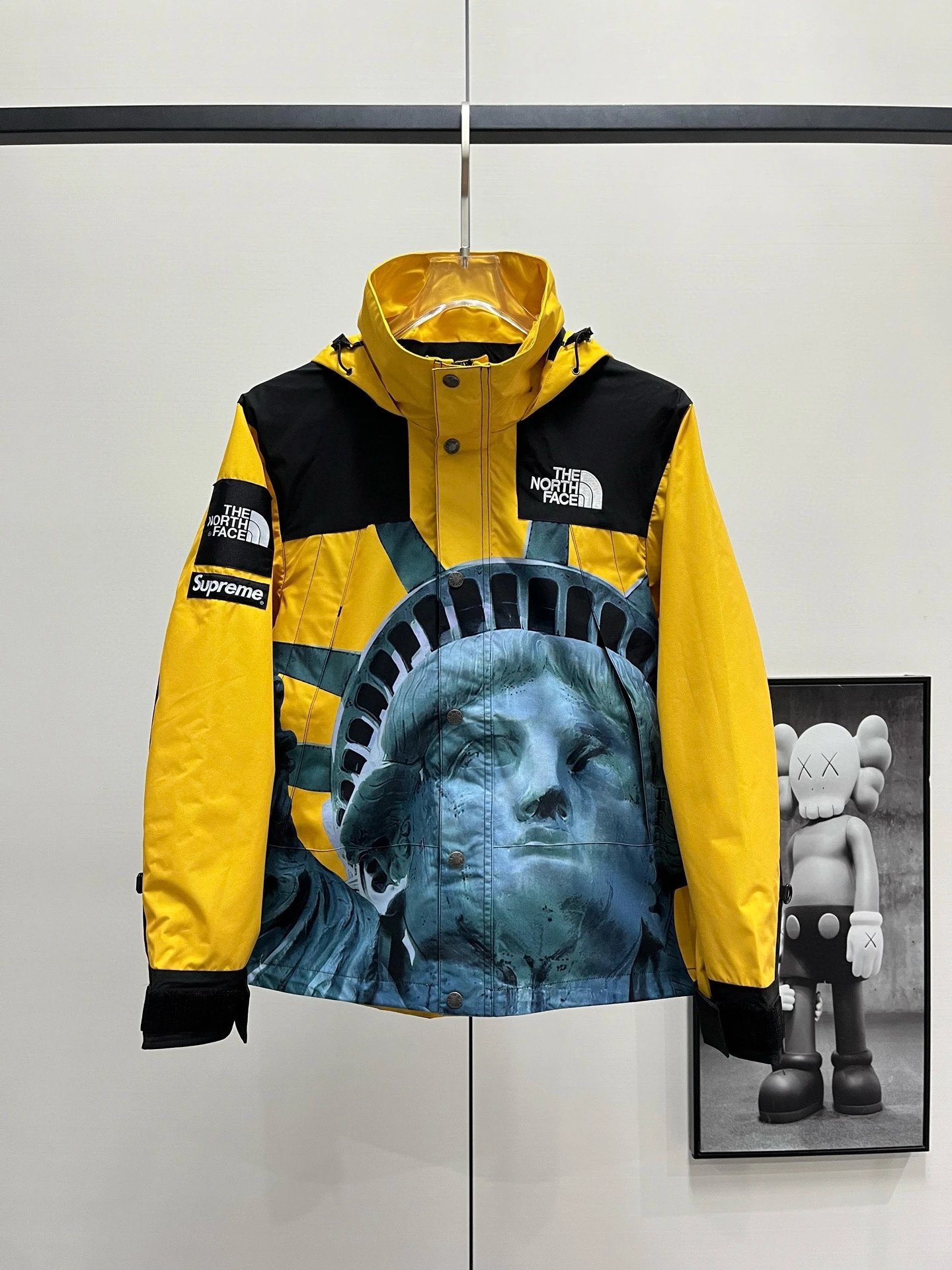 黄色yellow