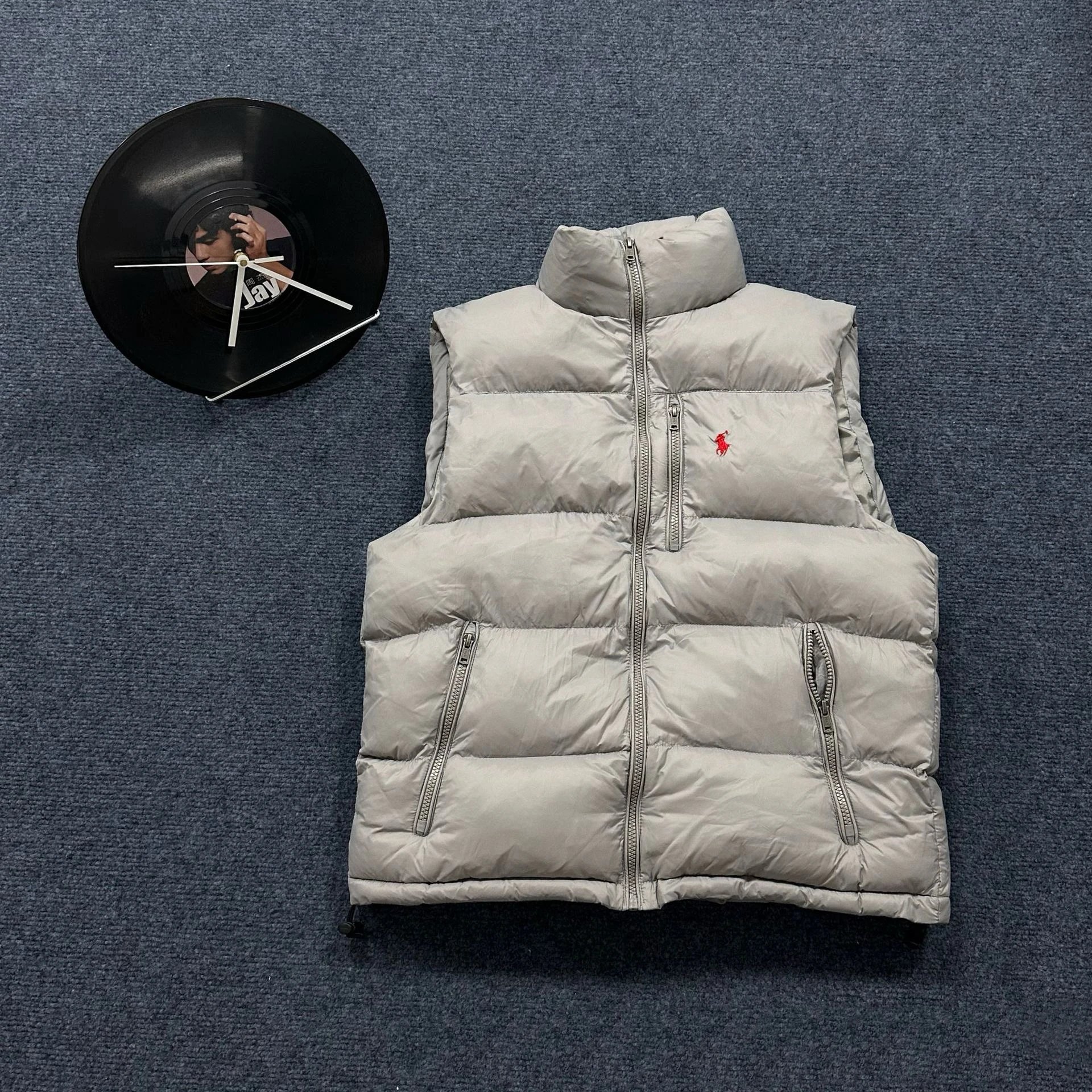 3马甲银灰