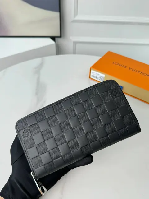 Louis Vuitton Black Damier Inverted Leather Wallet