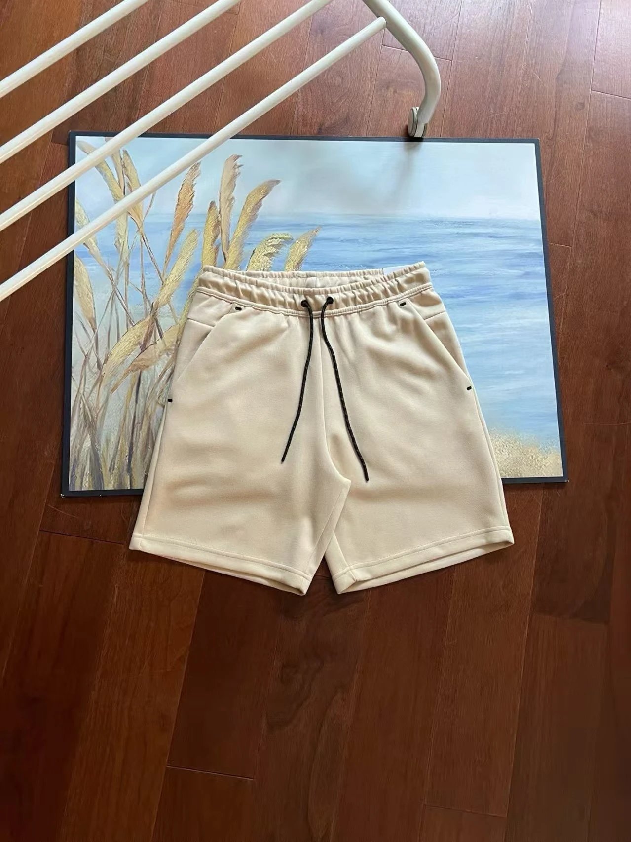 浅卡其