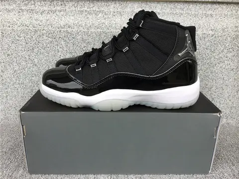 Air Jordan 11 Black Patent