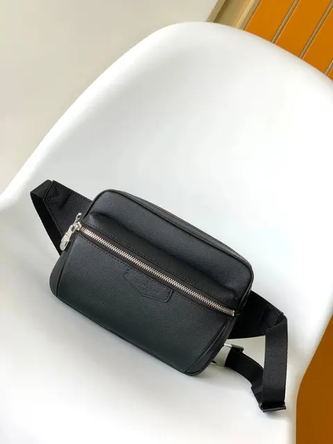 Longchamp Black Leather Waist Bag
