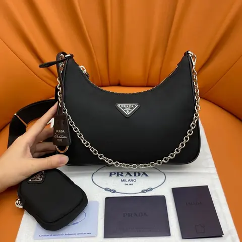 Prada Re-Edition 2005 Black Saddle Bag with Chain Strap
