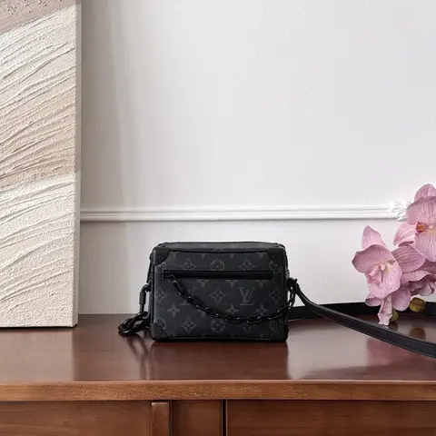 Louis Vuitton Monogram Canvas Crossbody Bag