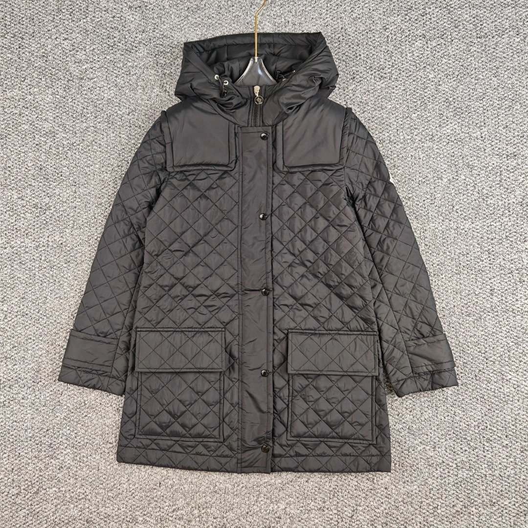 黑色 Black