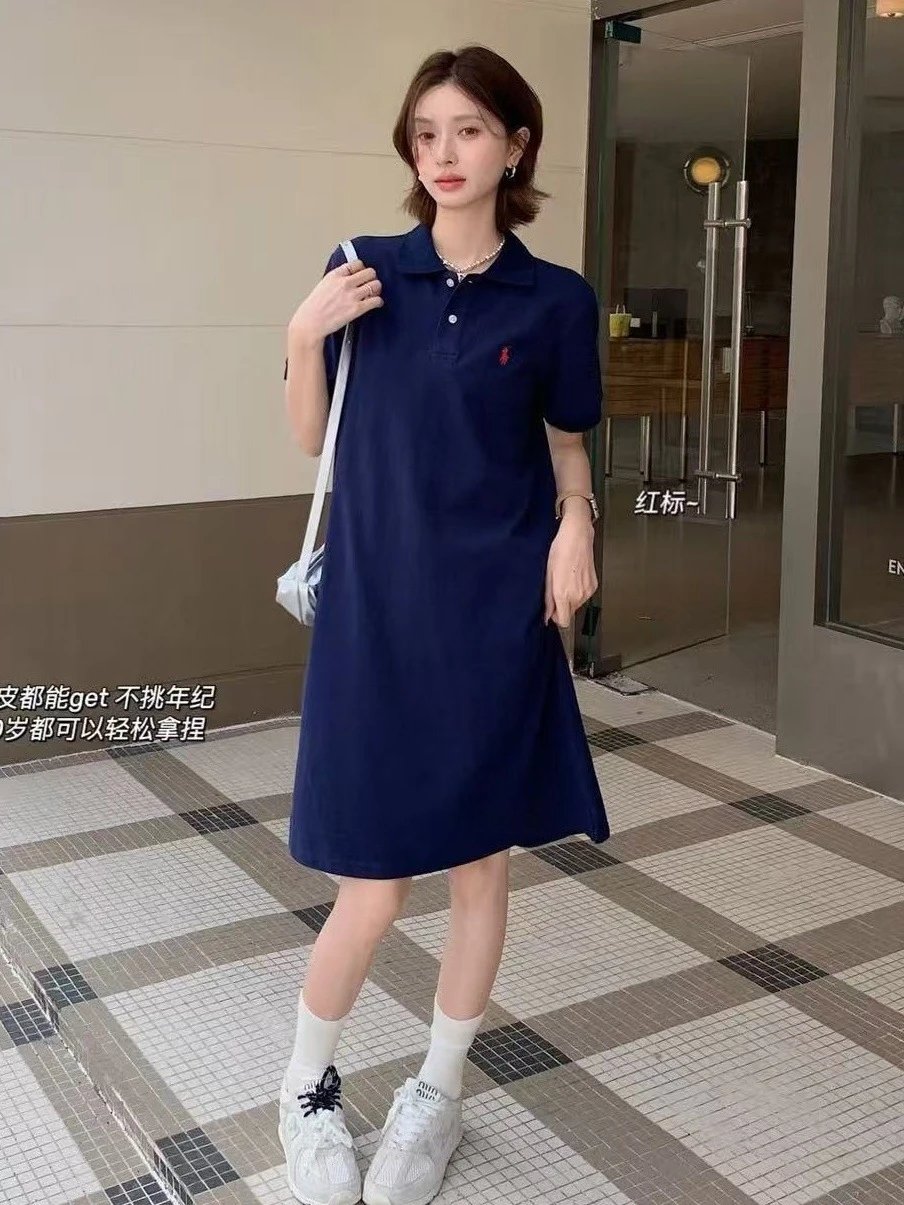 藏青色