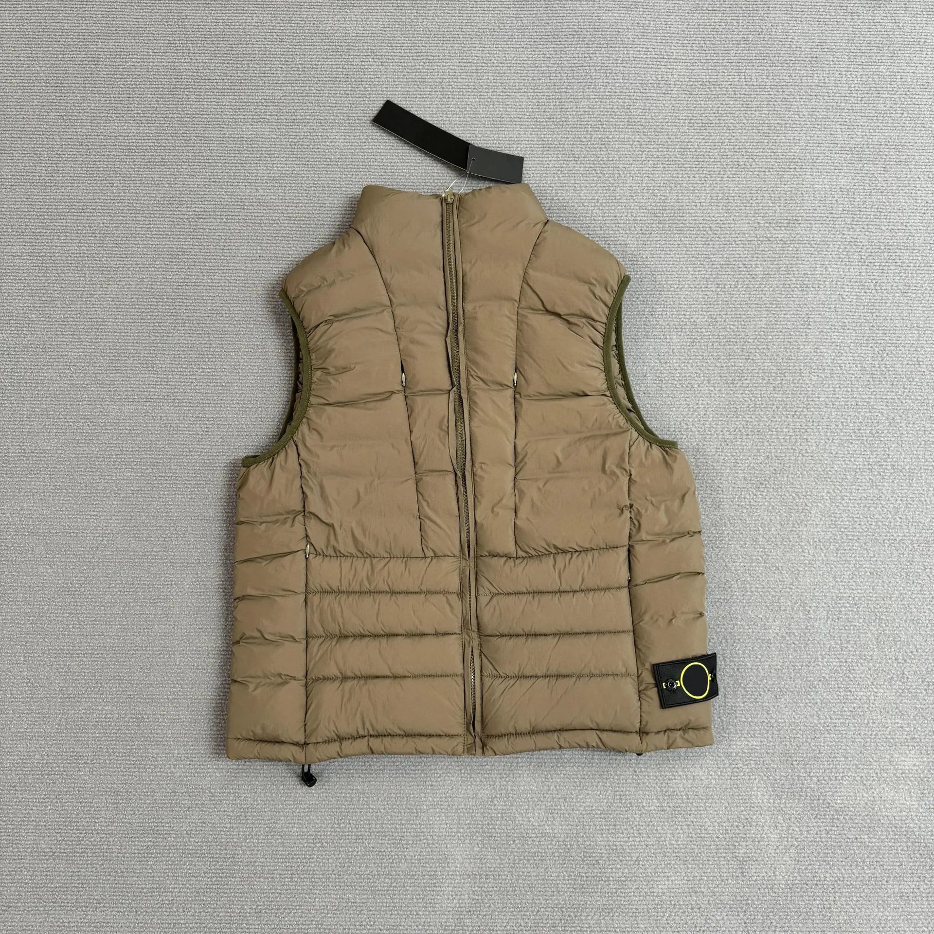 咖啡色