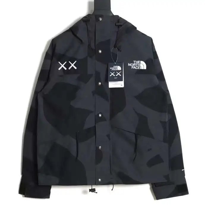 15黑灰