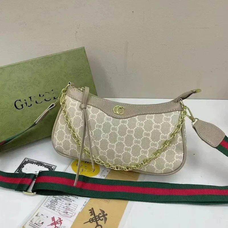 宽肩带白色