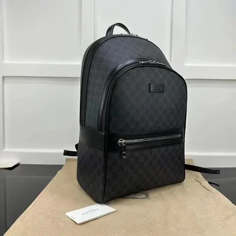 Gucci GG Supreme Backpack