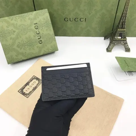 Gucci GG Supreme Card Holder