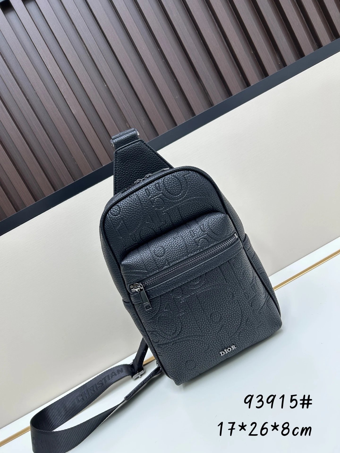 17 x 26 x 8*