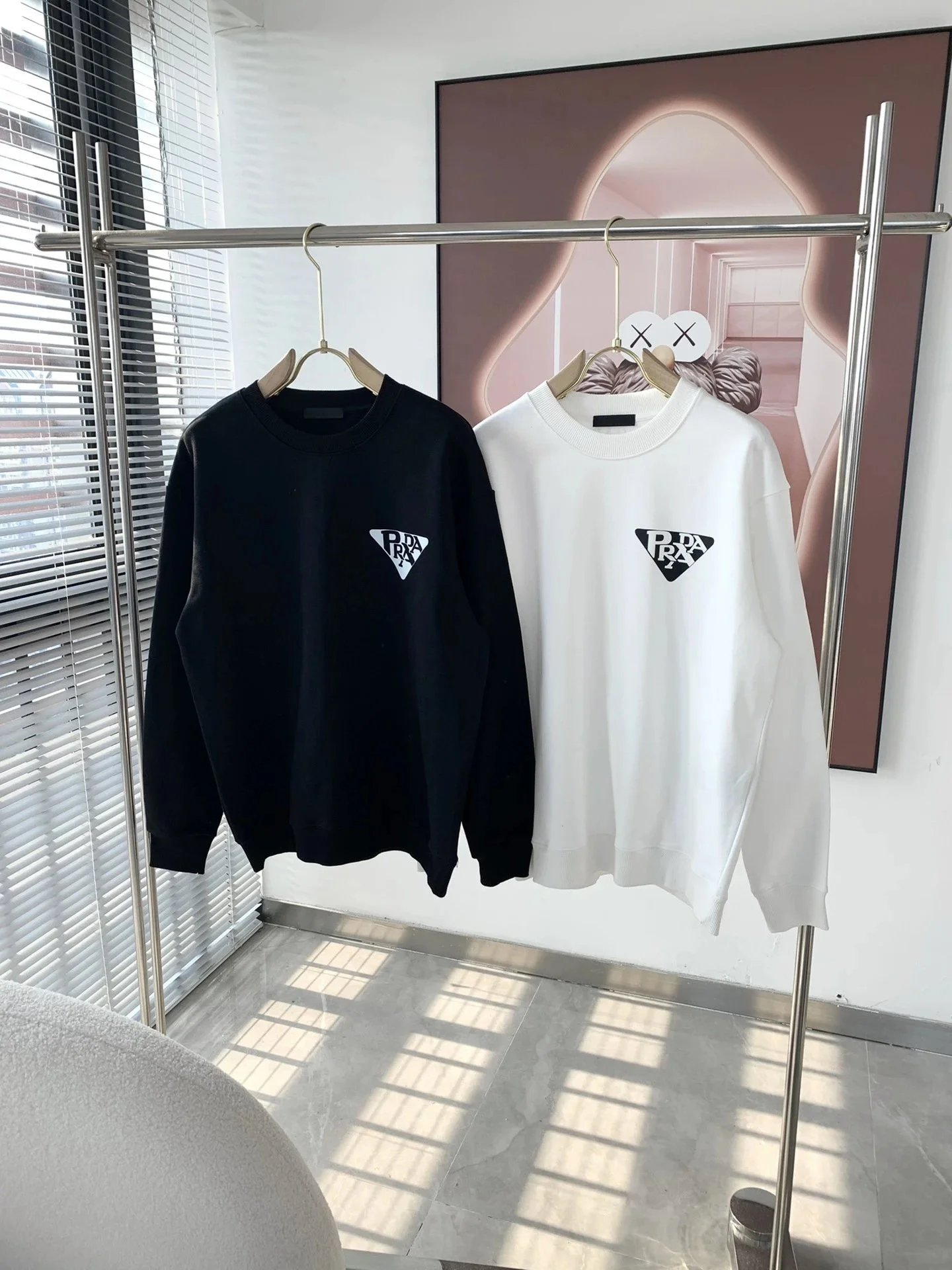 YP024白色