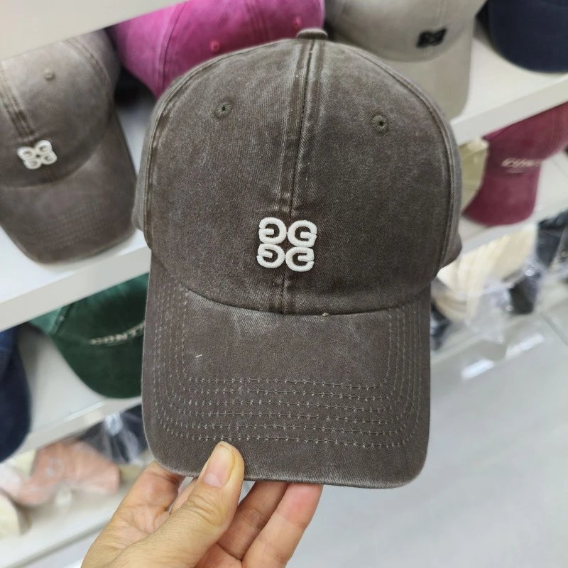咖啡色