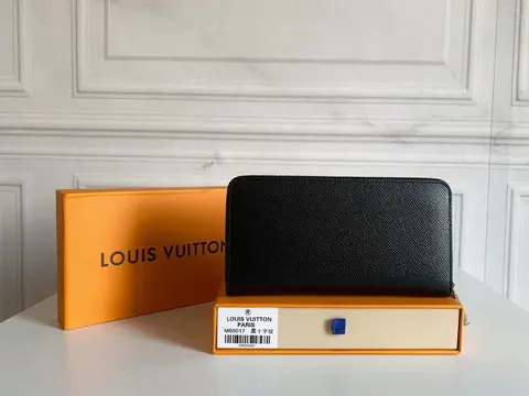 Louis Vuitton Black Epi Leather Wallet M60017