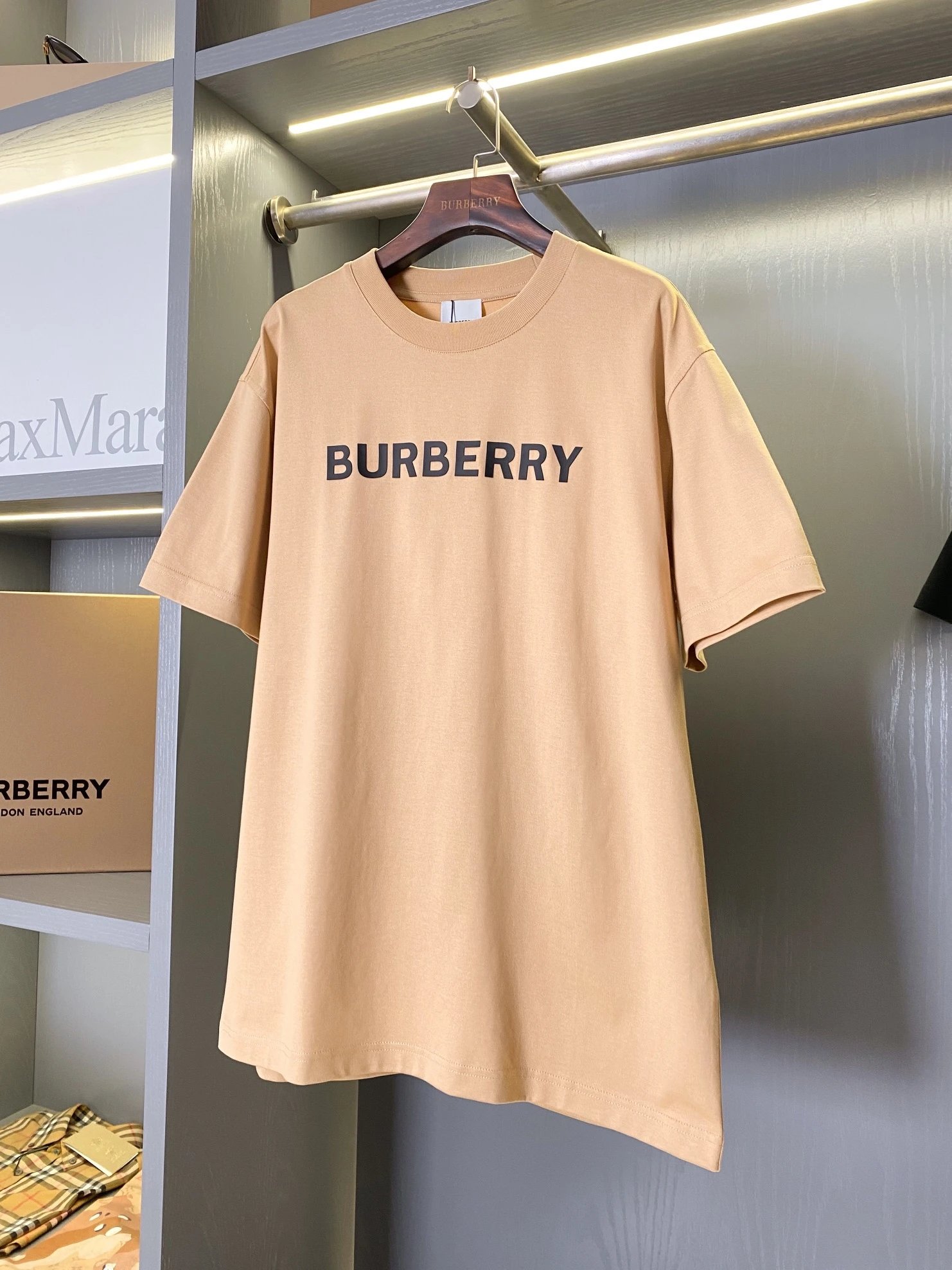 B*URB ERRY