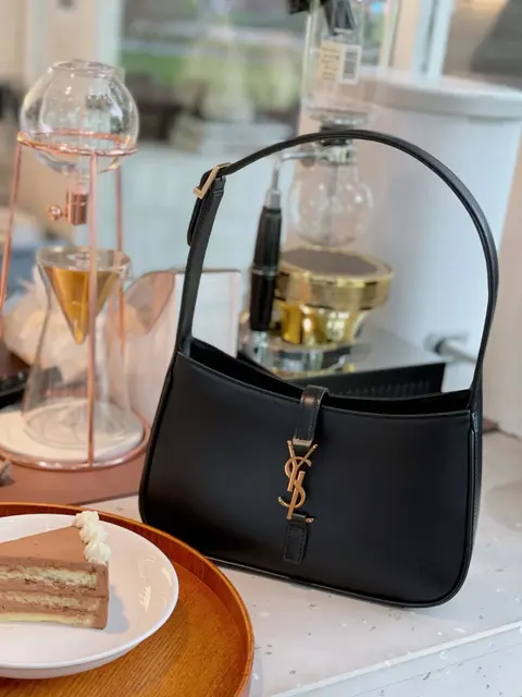 Saint Laurent Black Leather Shoulder Bag