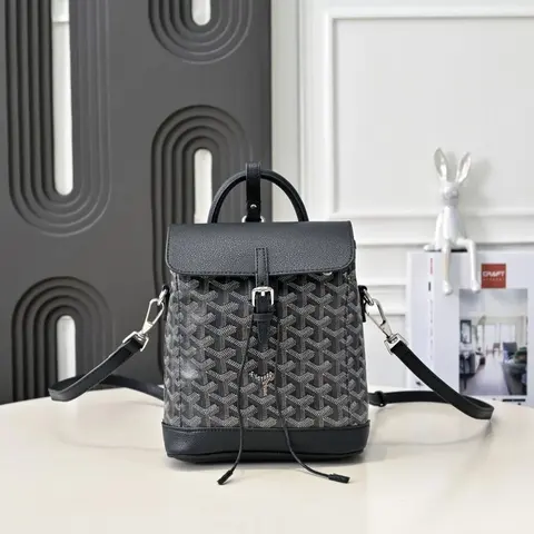 MCM Stark Backpack