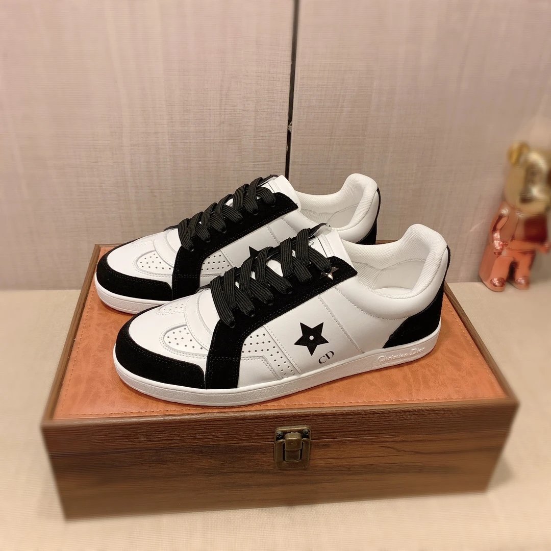 23黑白