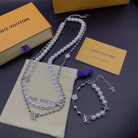 Louis Vuitton Pearl and Metal Necklace and Bracelet Set