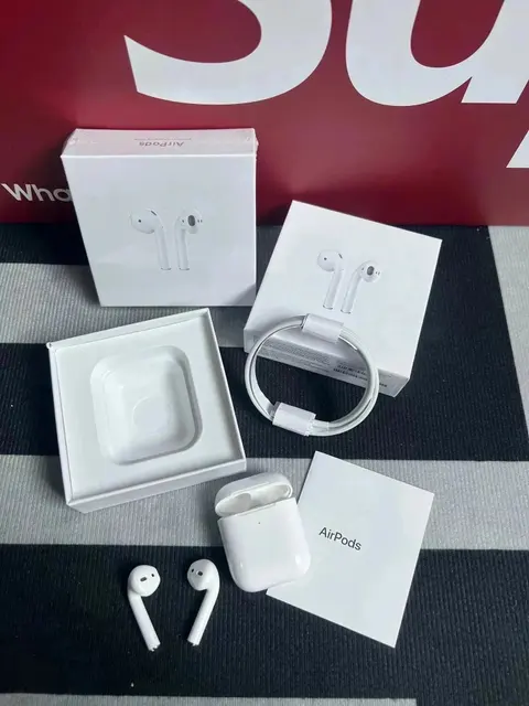 Apple AirPods with Charging Case