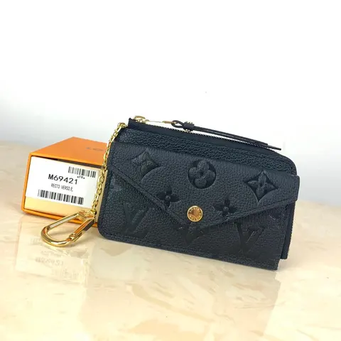 Louis Vuitton M69421 Recto Verso Wallet