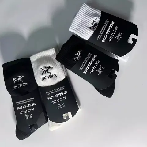 Arc'teryx Men's Lightweight Merino Wool Socks