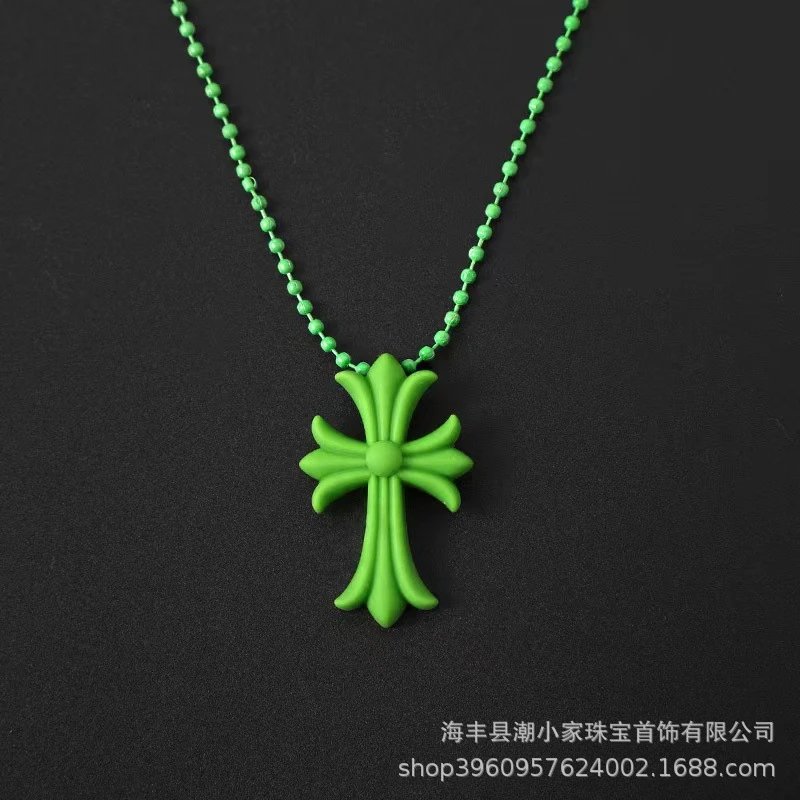 绿色