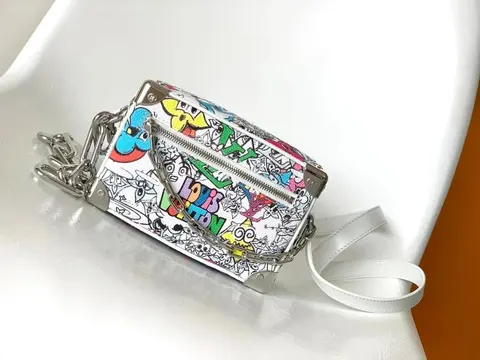 Louis Vuitton x Supreme Graffiti Print Mini Bag