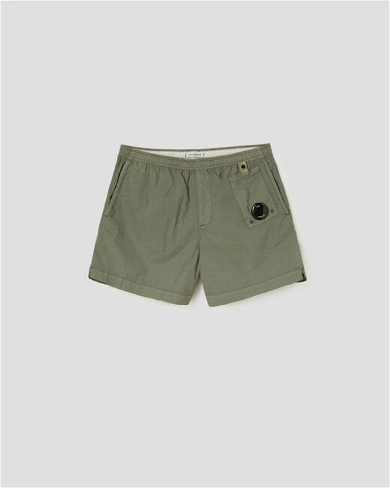 军绿色army green