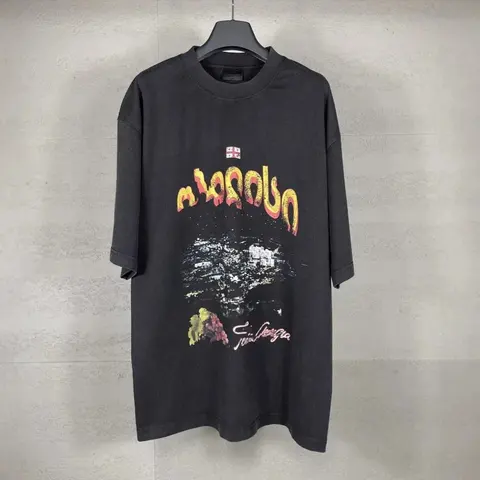 Makrologo Georgia Graphic T-Shirt