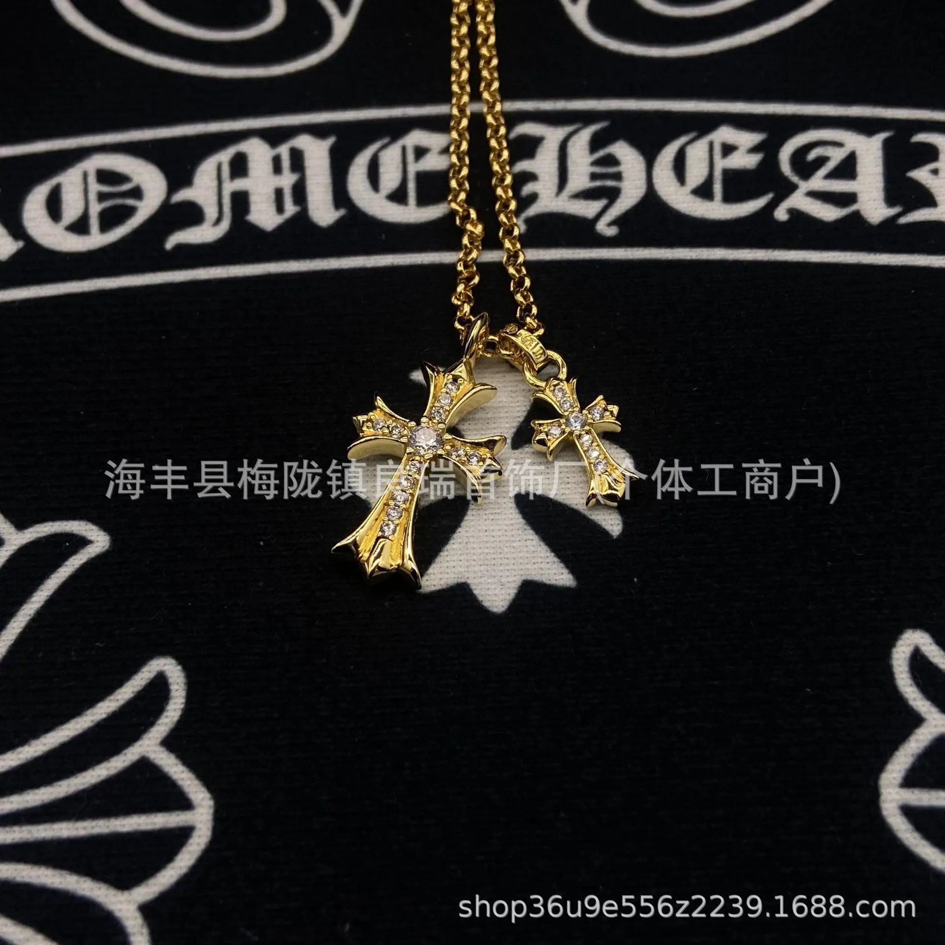 黄金双十字架-白钻