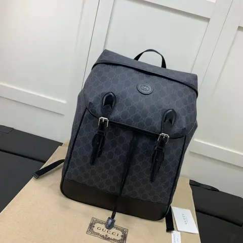 Gucci GG Supreme Backpack