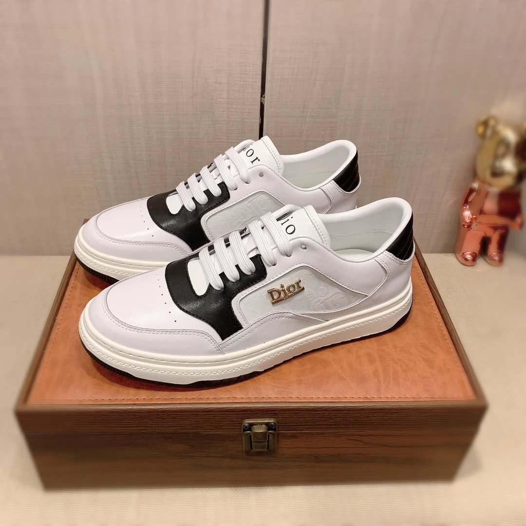 28白黑