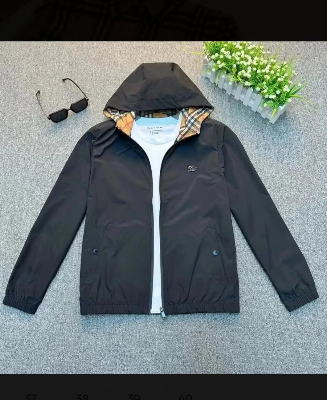 DM081287015