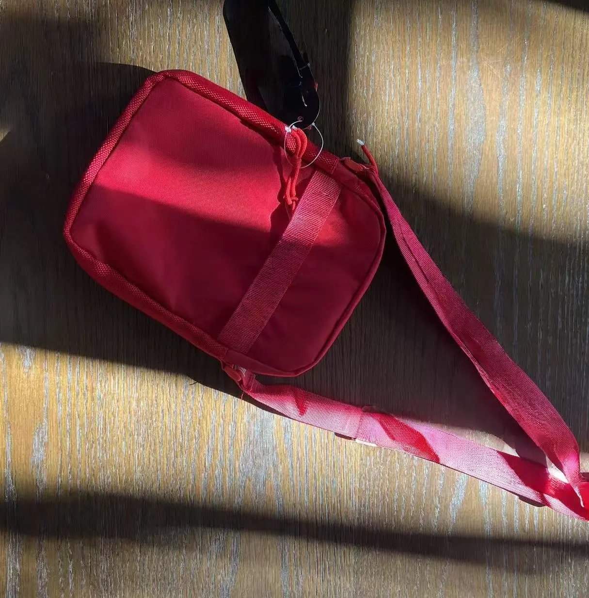 日系小背包胸包 red 红色