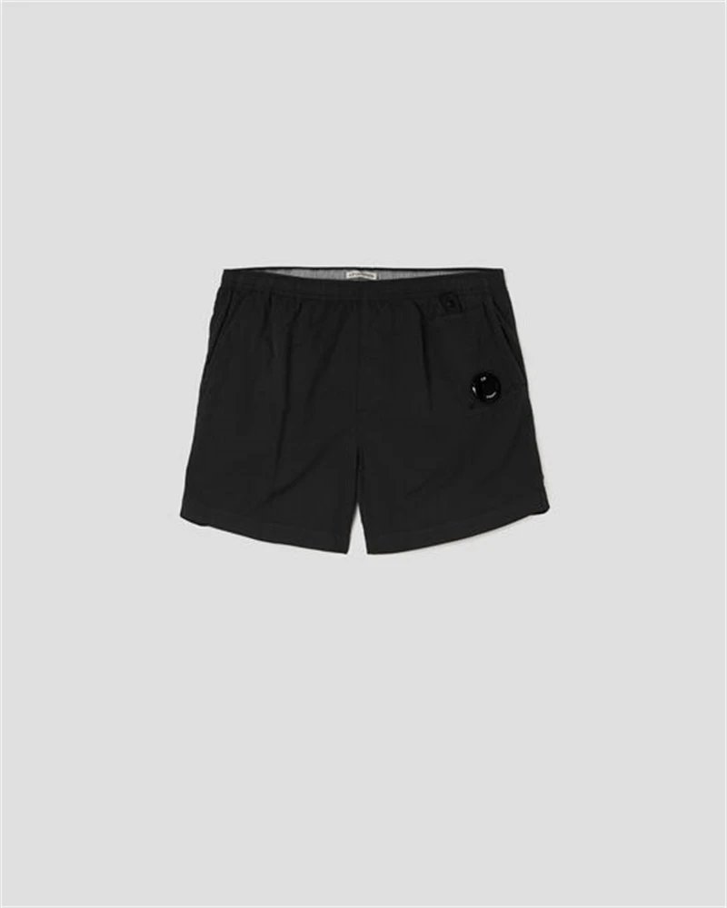 黑色 Black