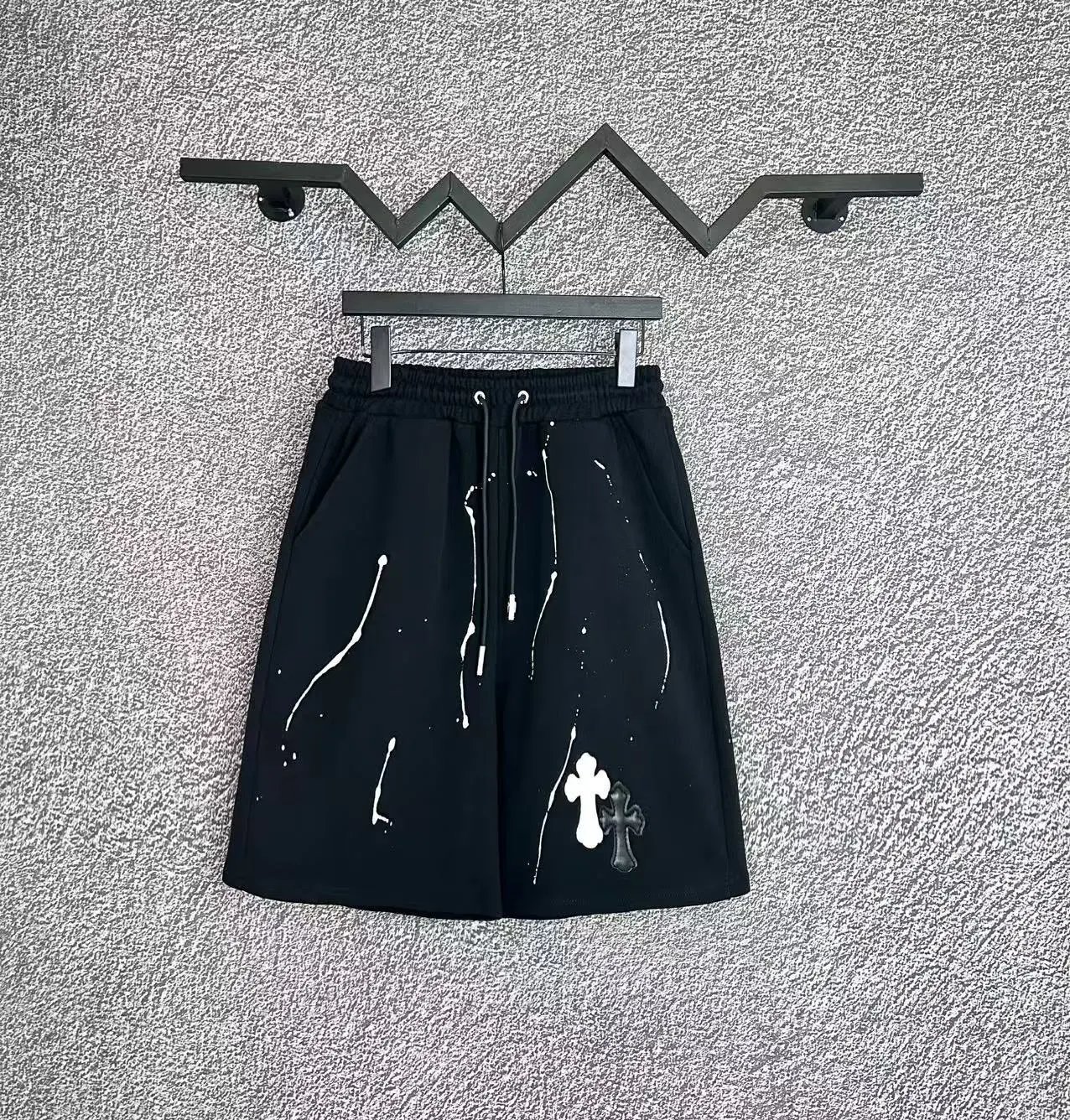 D001黑色