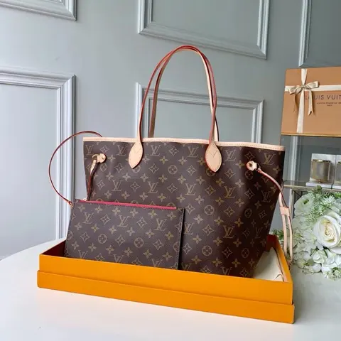 Louis Vuitton Neverfull Tote Bag with Pochette