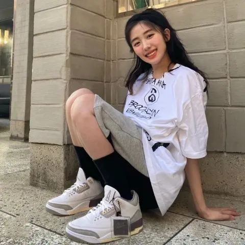 Air Jordan 3 White Cement Sneakers