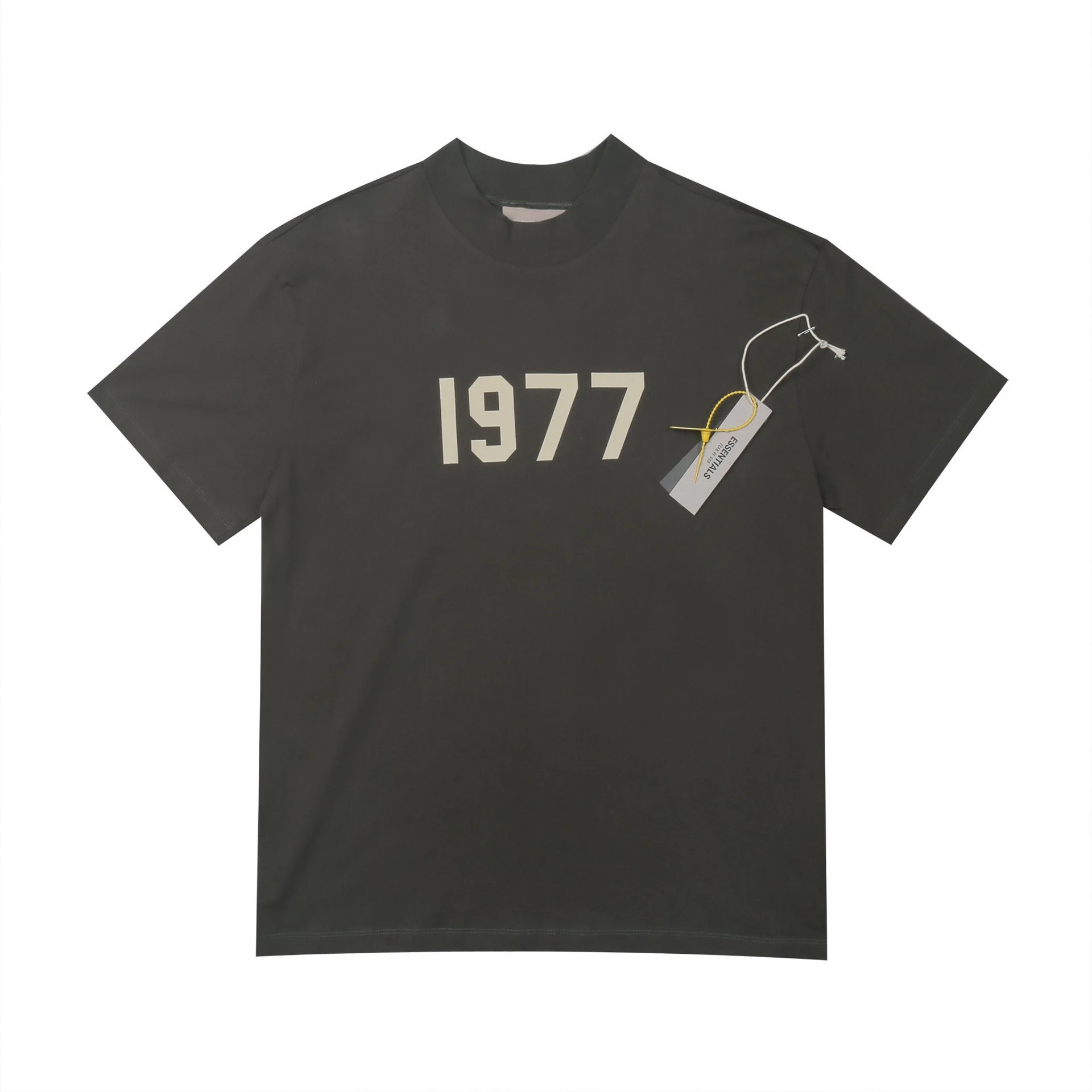 闭关黑1977