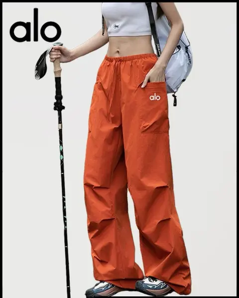 alo Yoga Cargo Pants