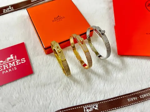 Hermès Clic H Bracelets Collection