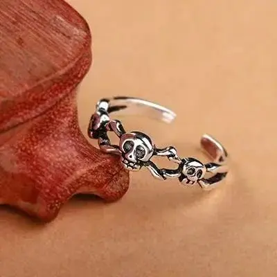 Silver Skull and Crossbones Adjustable Ring