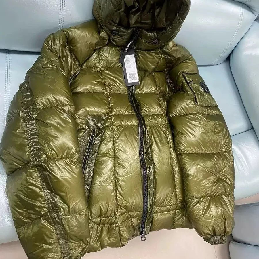 XS