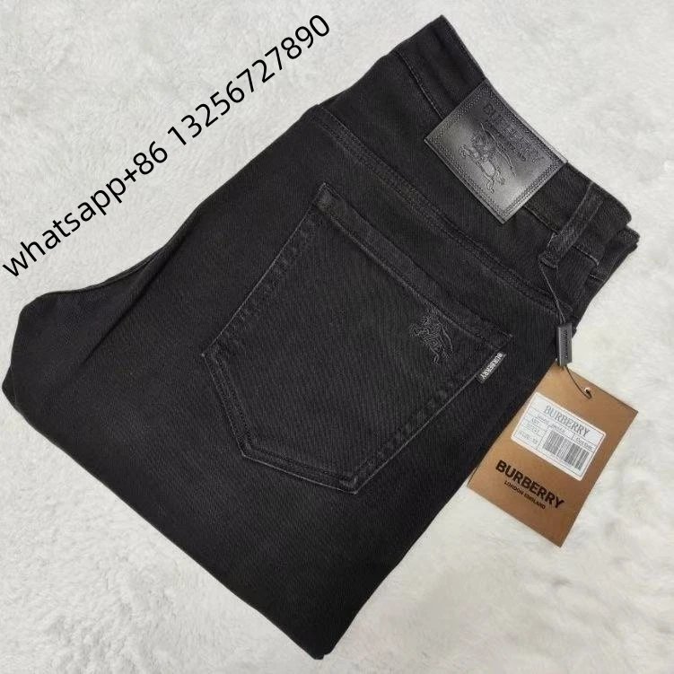 08Burberry