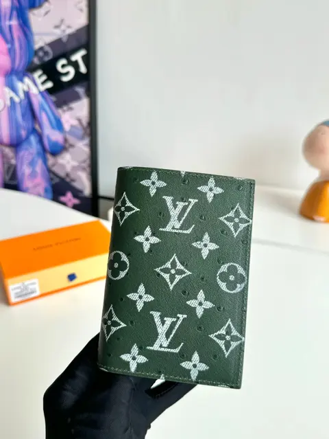 Louis Vuitton Monogram Canvas Wallet